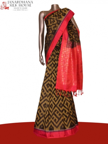 Handloom Exclusive Ikat Soft Silk Saree